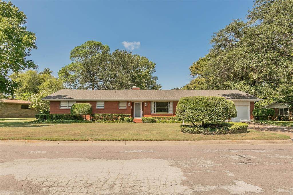 4701 Holiday Lane - Photo 1