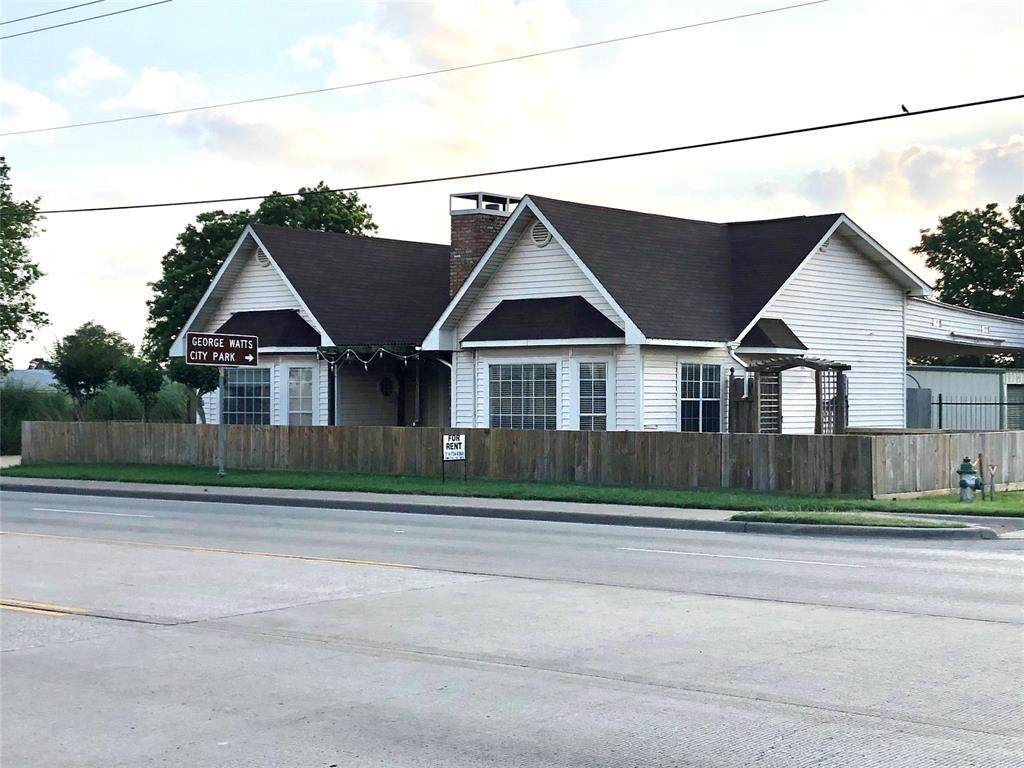 502 3rd Street - Photo 1