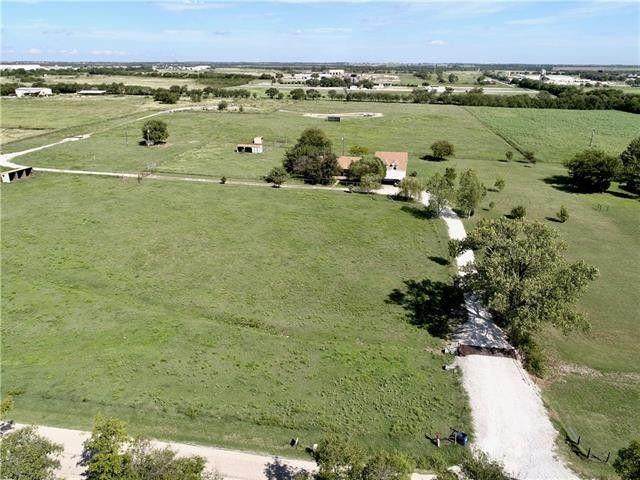 525 County Road 4840 - Photo 1