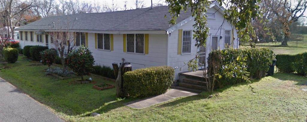 812 St Charles Place - Photo 1