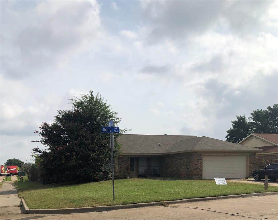 301 Iberis Drive - Photo 1