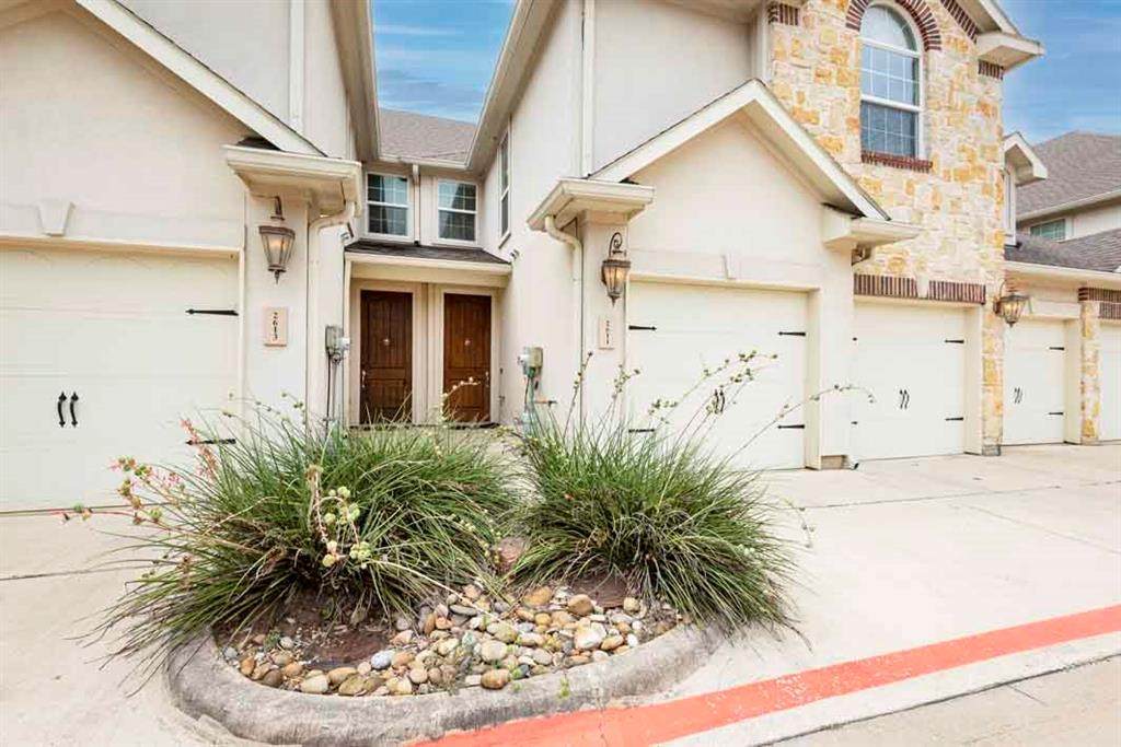 2607 Eagle Drive - Photo 1
