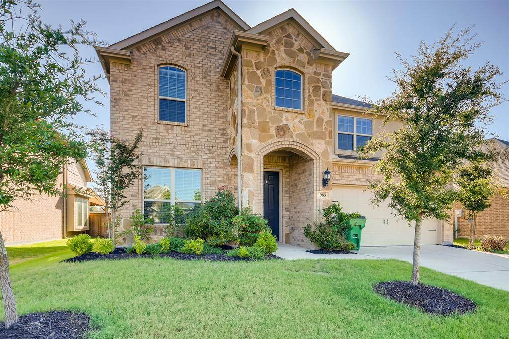 983 Canterbury Lane - Photo 1