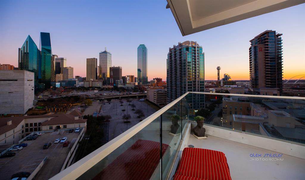 2408 Victory Park Lane - Photo 1