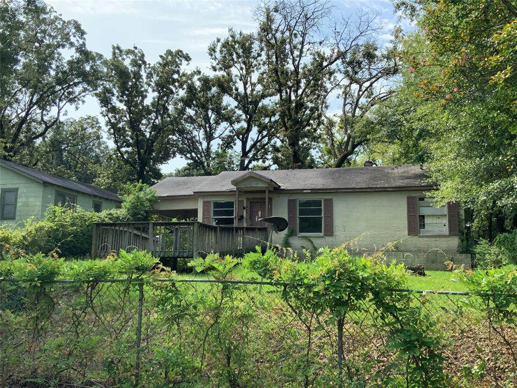 3427 Milton Street - Photo 1