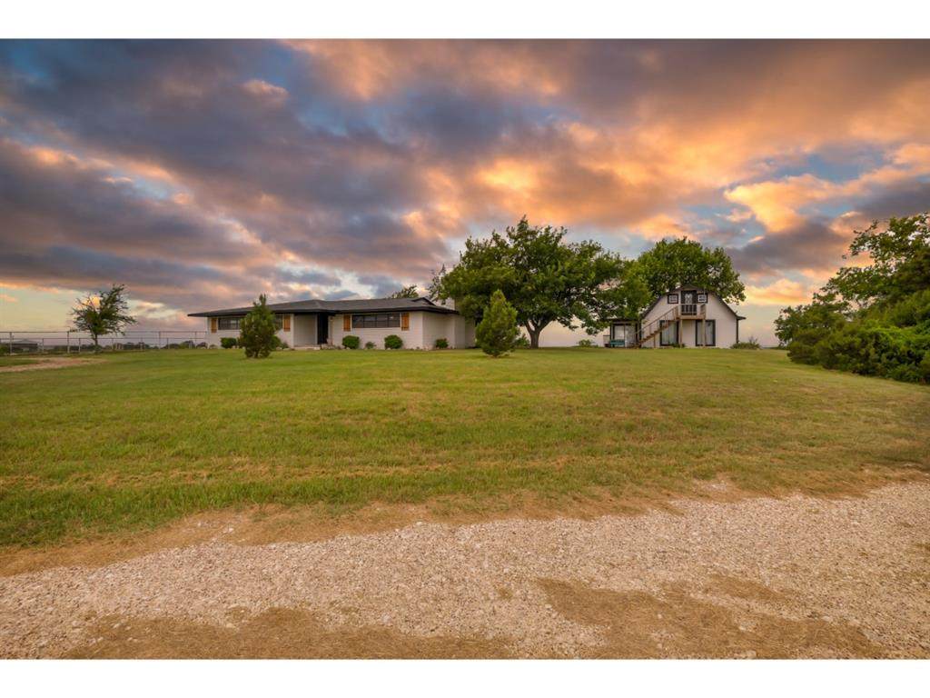 16999 Farm Market 219 - Photo 1