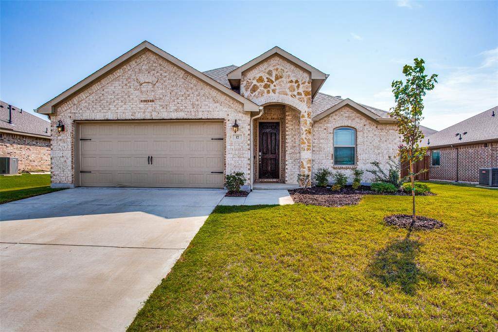17 Mockingbird Lane - Photo 1