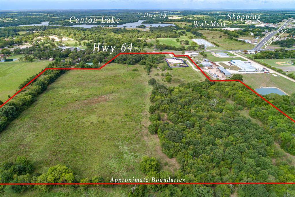 24370 State Hwy 64 - Photo 1