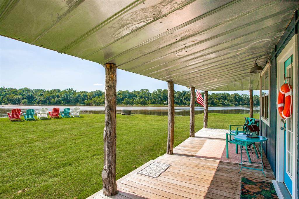 2913 Farm Road 3321 - Photo 1