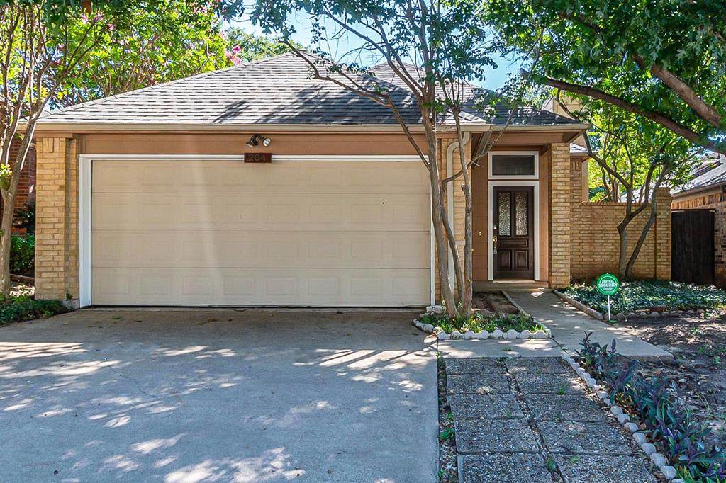 204 Lydia Circle - Photo 1