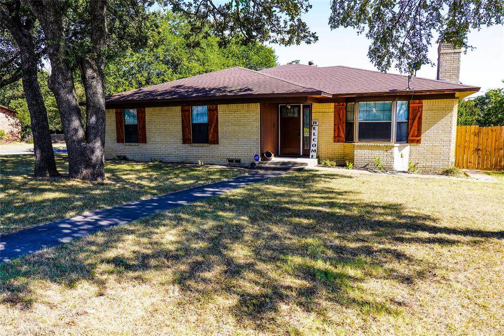 1538 Timberlane - Photo 1