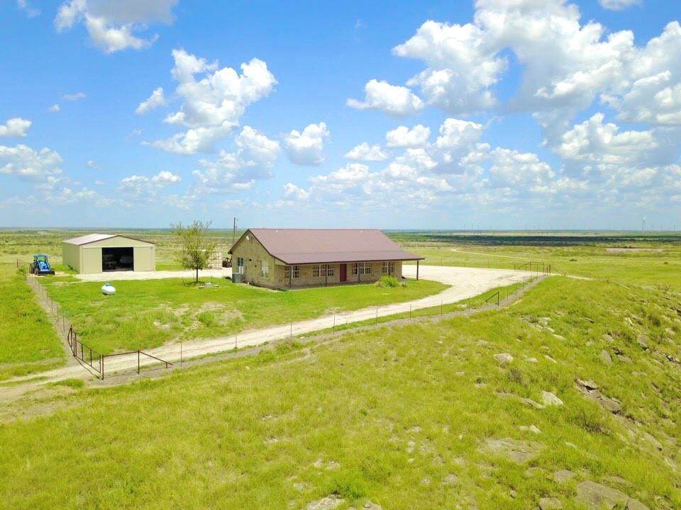 515 Falls County Road - Photo 1