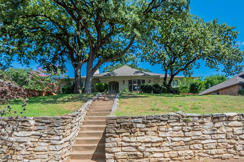 2609 Sunlight Drive - Photo 1