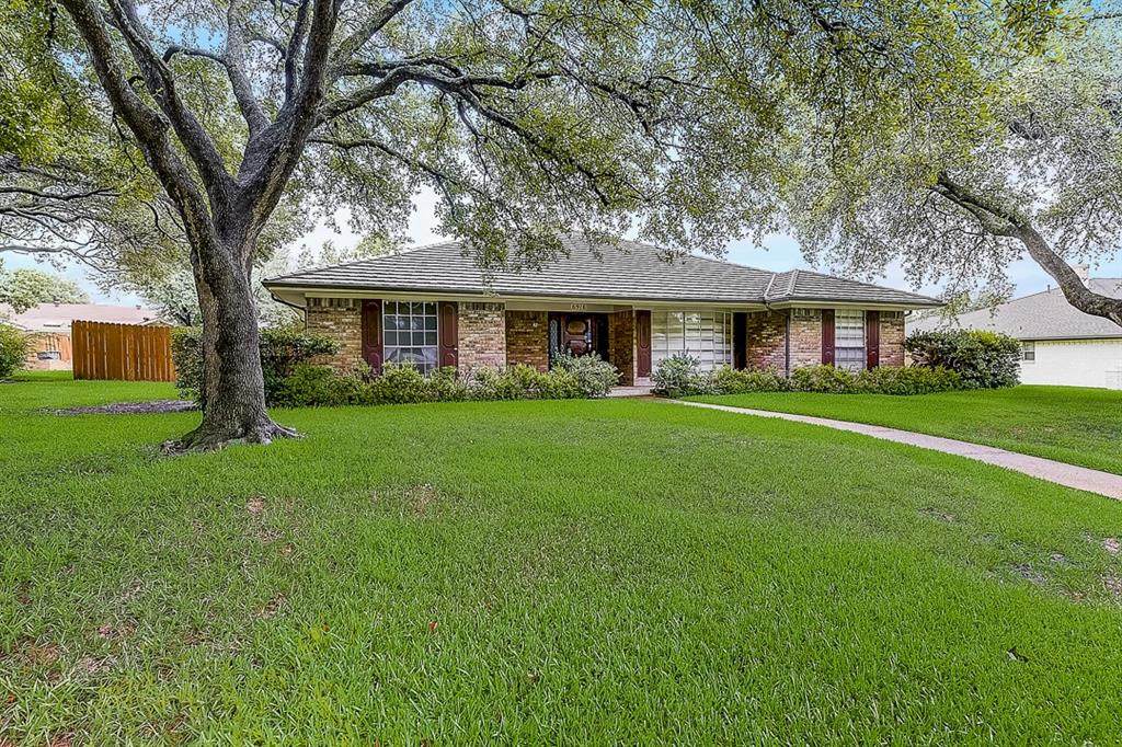 6916 Leameadow Drive - Photo 1