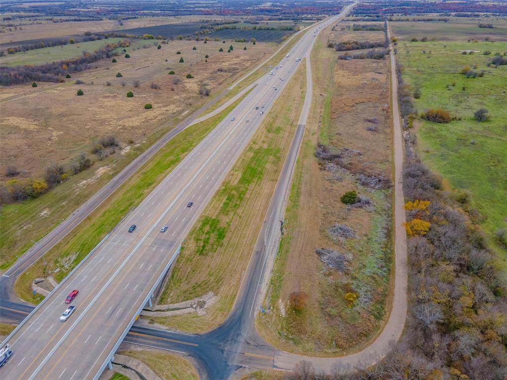 I-35E Interstate 35 Expressway - Photo 1