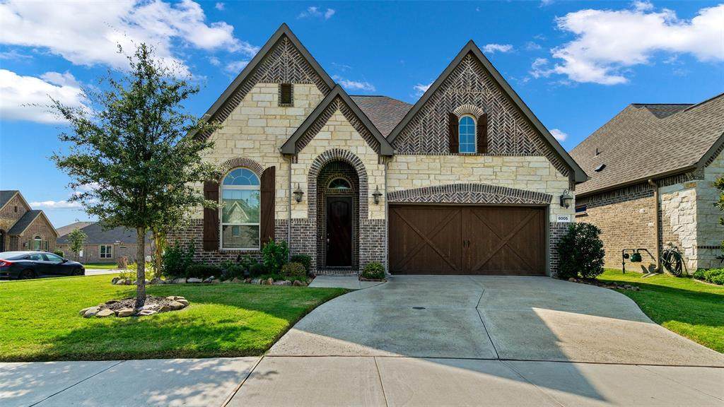 6005 Andrews Way - Photo 1