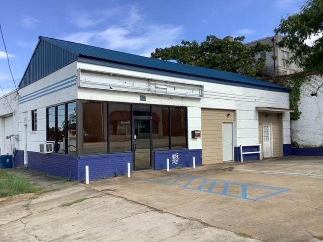 610 Main Street - Photo 1