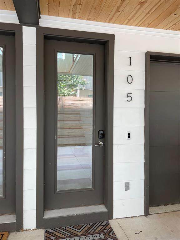 2317 Moser - Photo 1