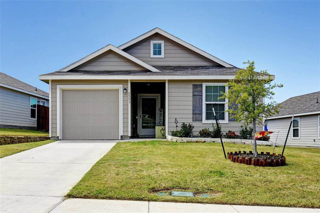 5553 Mcclelland Street - Photo 1