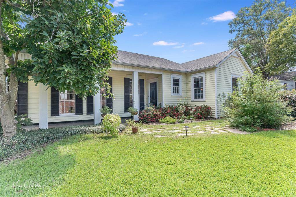 770 Delaware Street - Photo 1