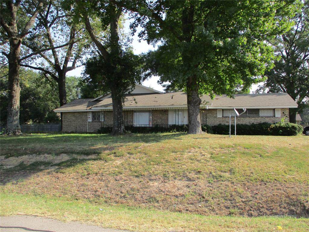 806 Lennon Dr. - Photo 1