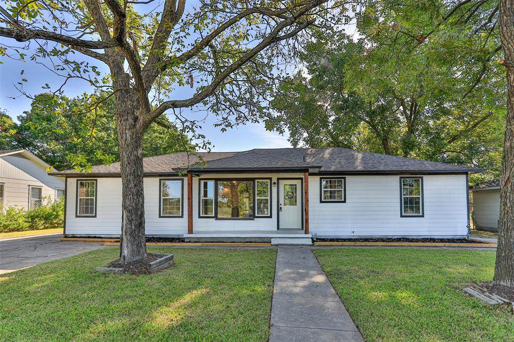 1406 Grand Avenue - Photo 1