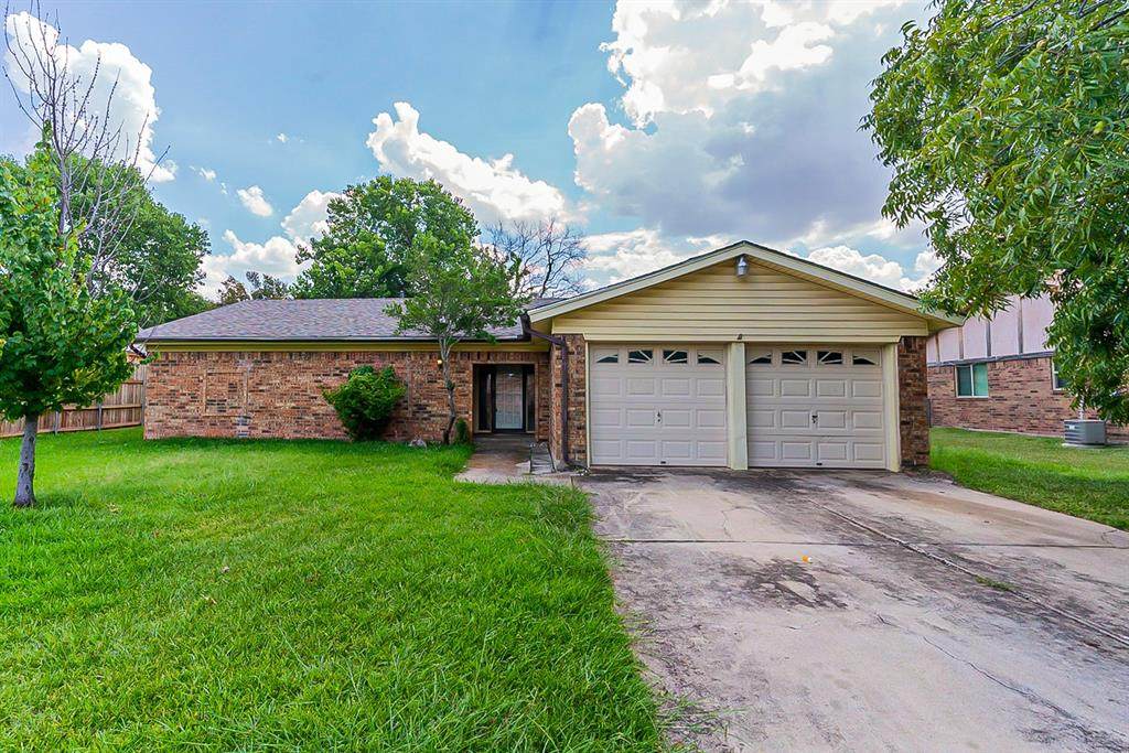4412 Tiptop Street - Photo 1