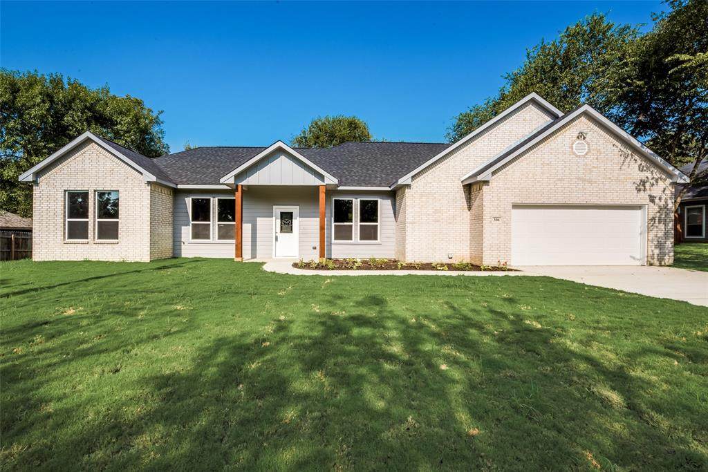 306 6th Street - Photo 1
