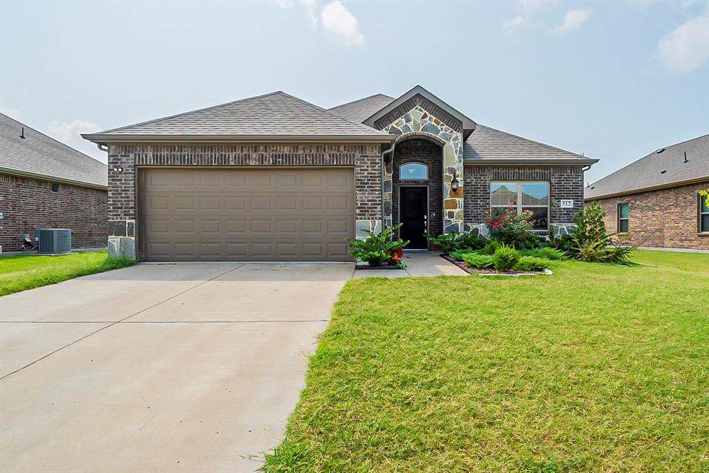 312 Pecos Drive - Photo 1