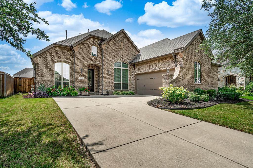 1003 Blackthorne Road - Photo 1