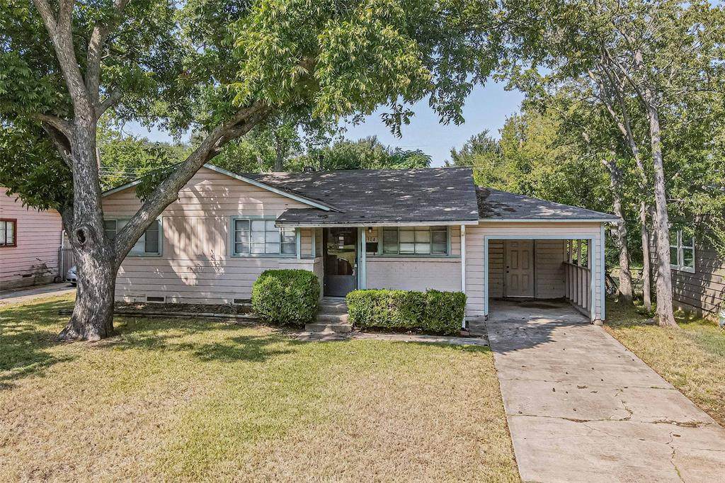 1304 Bennett Drive - Photo 1