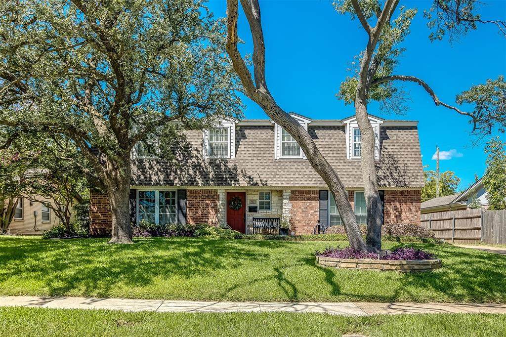 702 Kindred Lane - Photo 1
