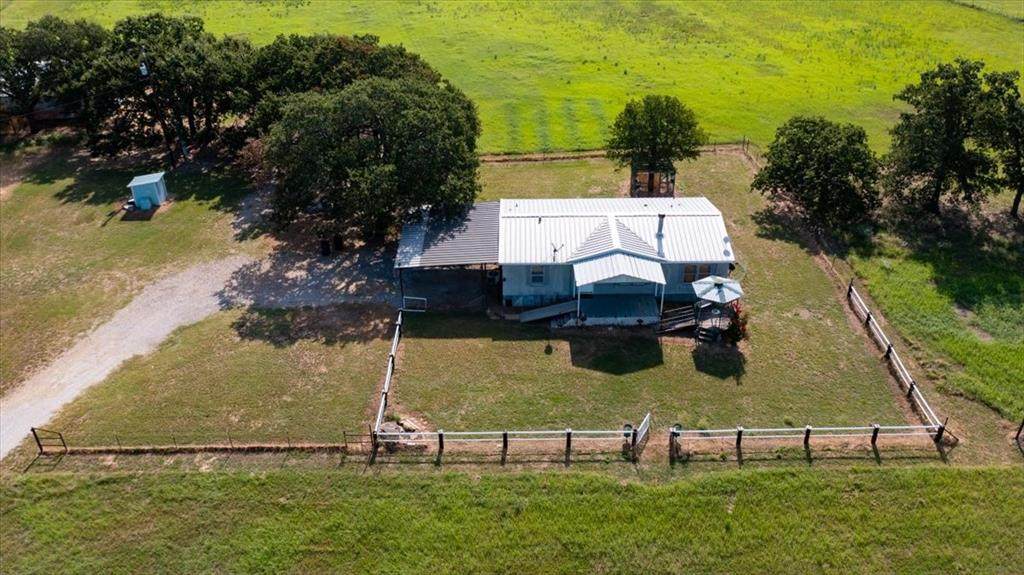 1001 County Road 4790 - Photo 1