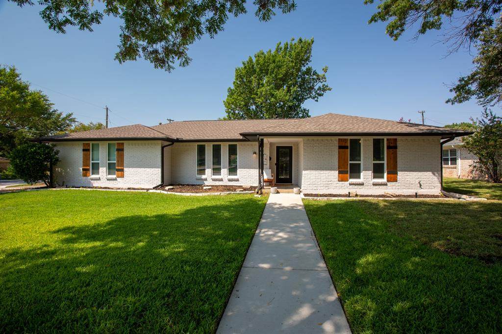 1627 Amherst Drive - Photo 1