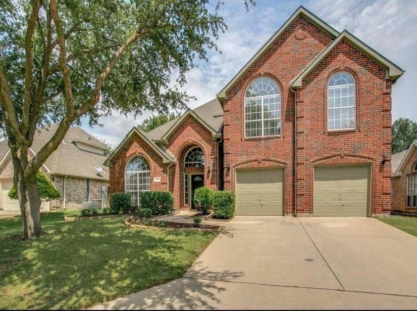 109 Falcon Creek Drive - Photo 1