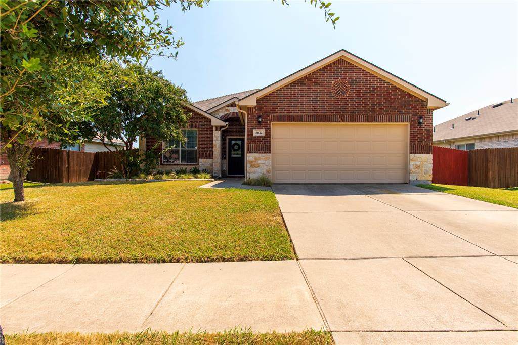2032 Pine Knot Drive - Photo 1