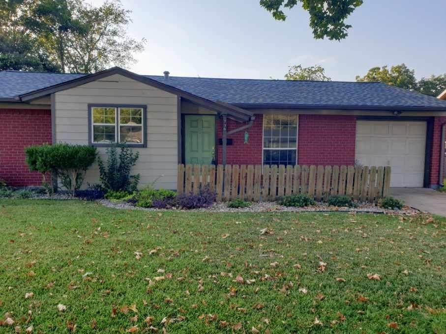 736 Sunnybrook Drive - Photo 1