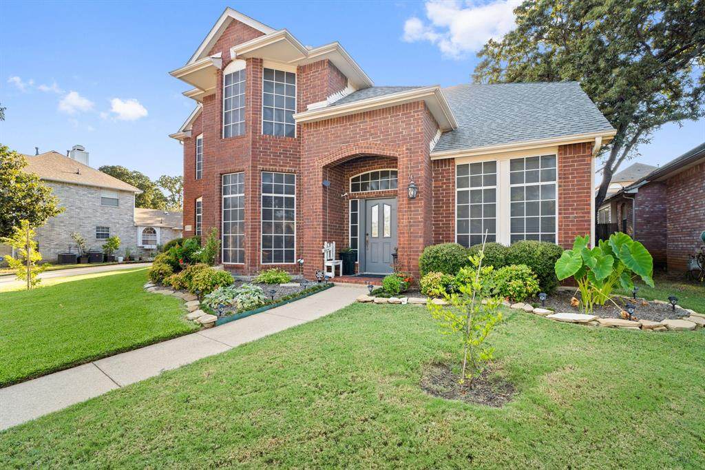 2425 Shetland Drive - Photo 1