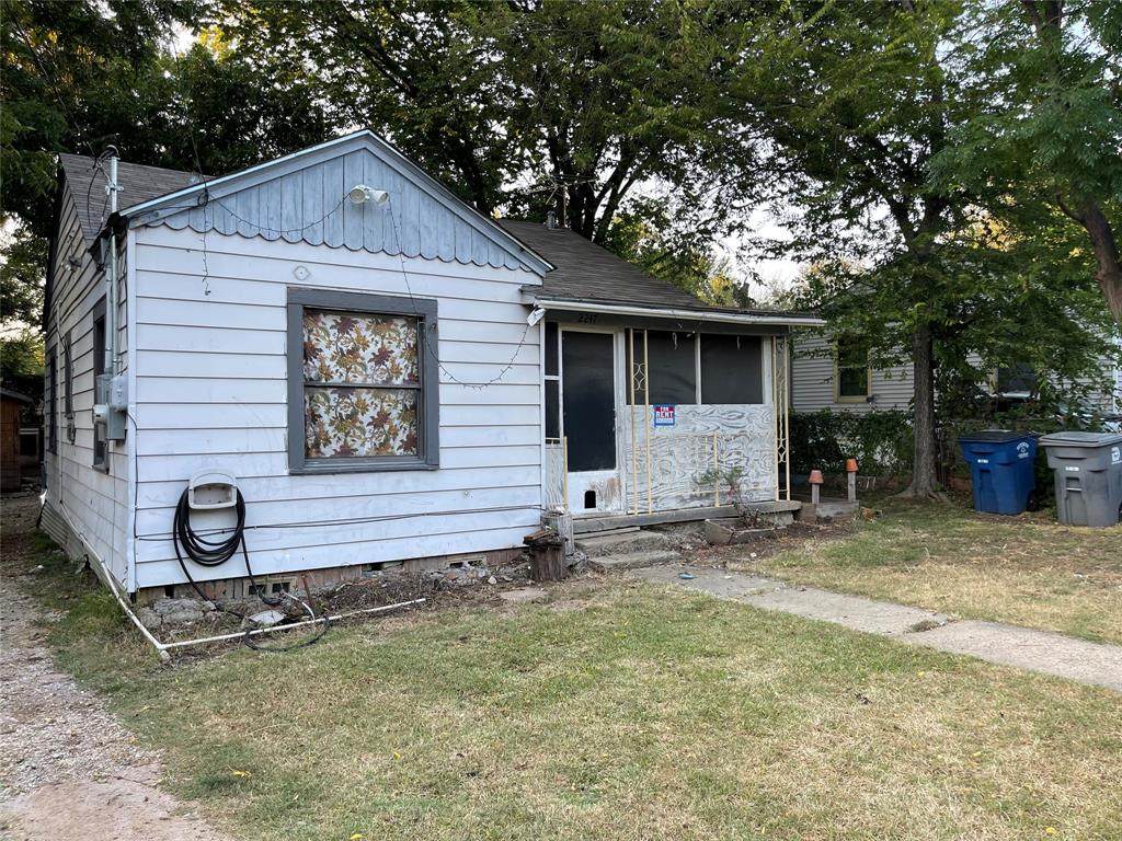 2247 Mail Avenue - Photo 1