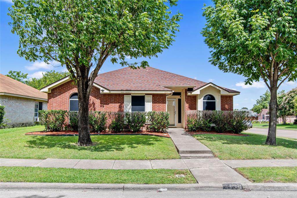 2001 Creek Royal Drive - Photo 1