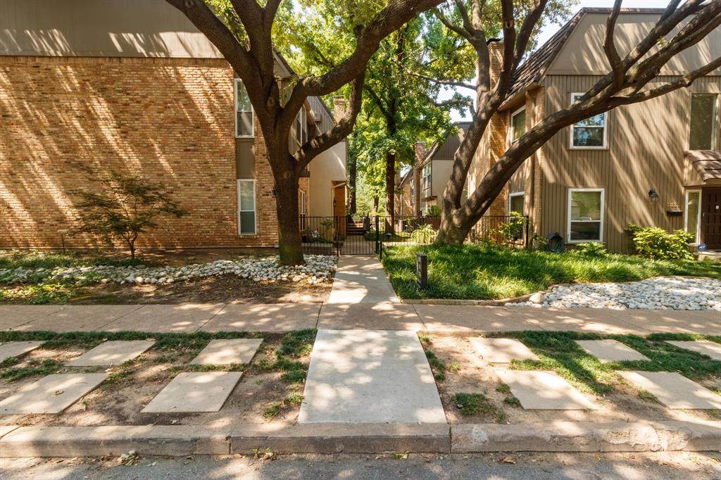 3329 Prescott Avenue - Photo 1