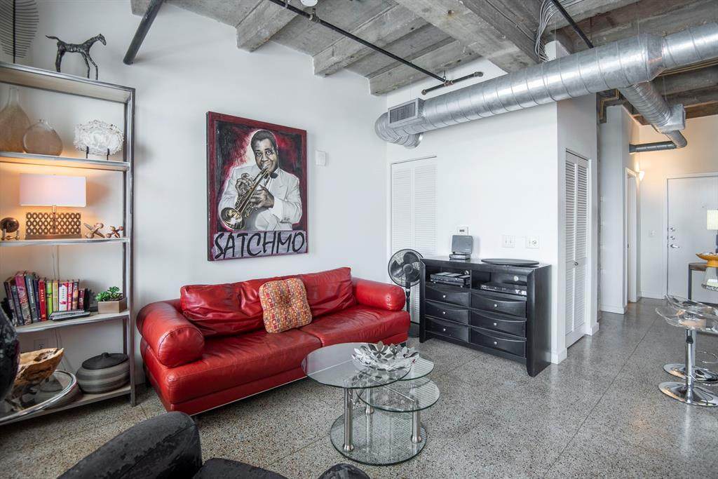 221 Lancaster Avenue - Photo 1