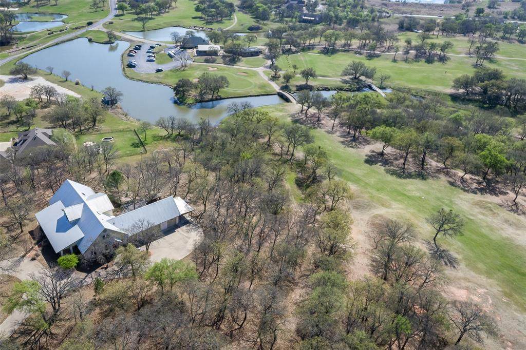 405 Sugartree Drive - Photo 1