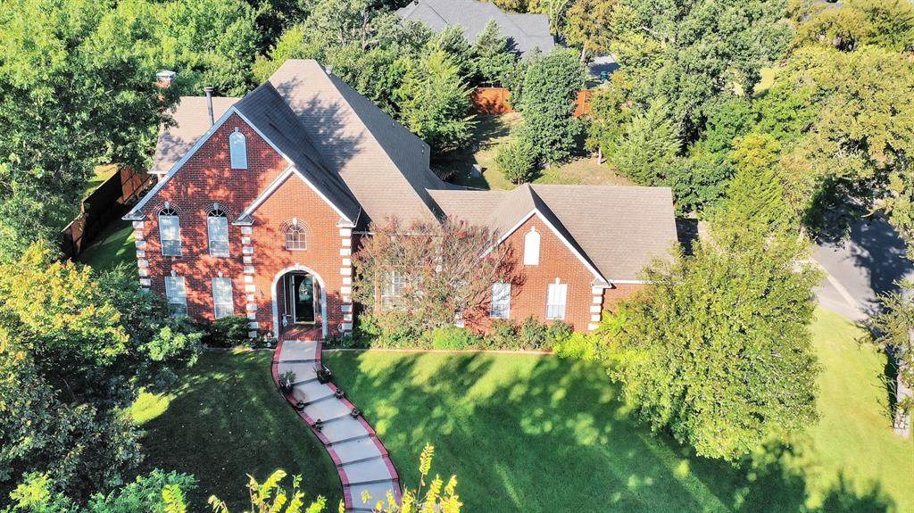 210 Laurel Creek Drive - Photo 1