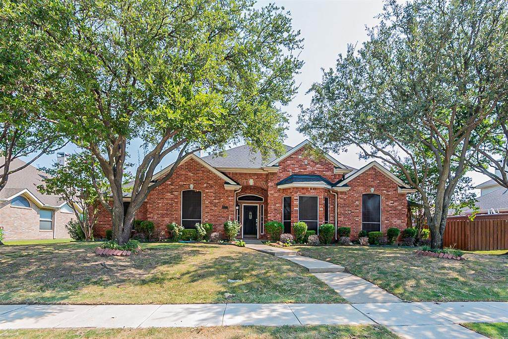 920 Granview Drive - Photo 1