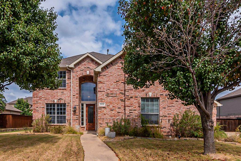 2910 Darlington Drive - Photo 1