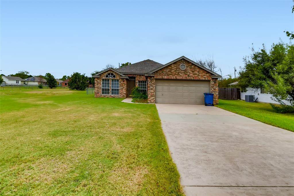606 Matador Drive - Photo 1