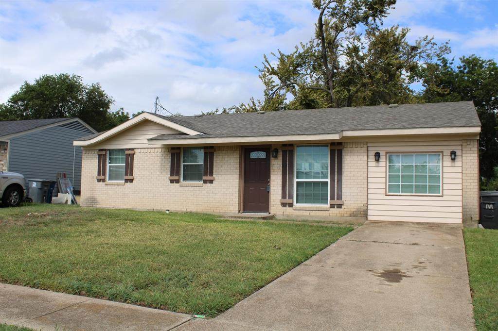 3911 Mehalia Drive - Photo 1