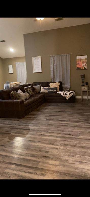 1402 Avenue F - Photo 1