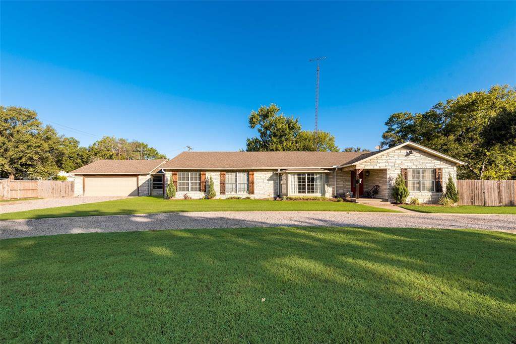 1440 Columbia Avenue - Photo 1